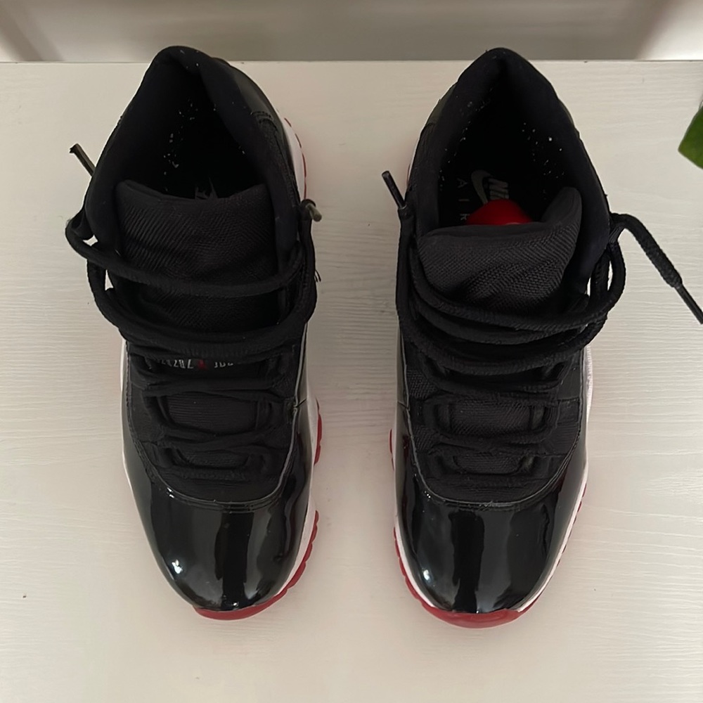 COPY - Air jordan 11’s size 8.5